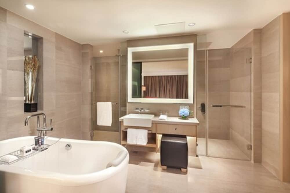 Фото Novotel Nanjing East Suning