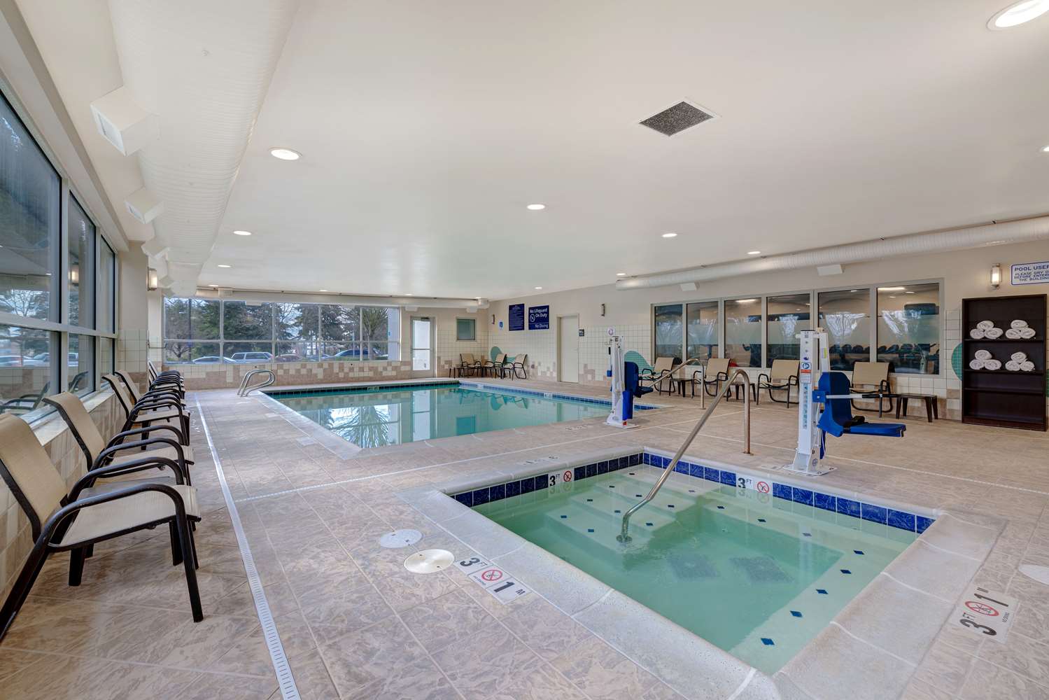 Фото Hampton Inn & Suites Seattle/Federal Way