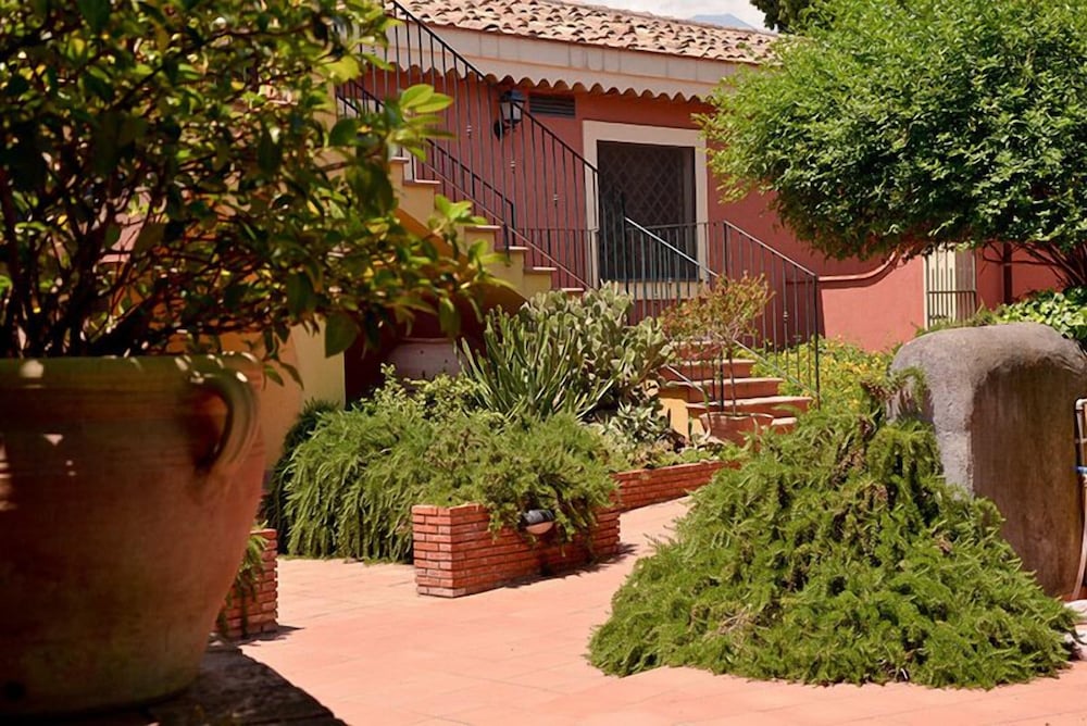 Фото La Terra del Mezzo