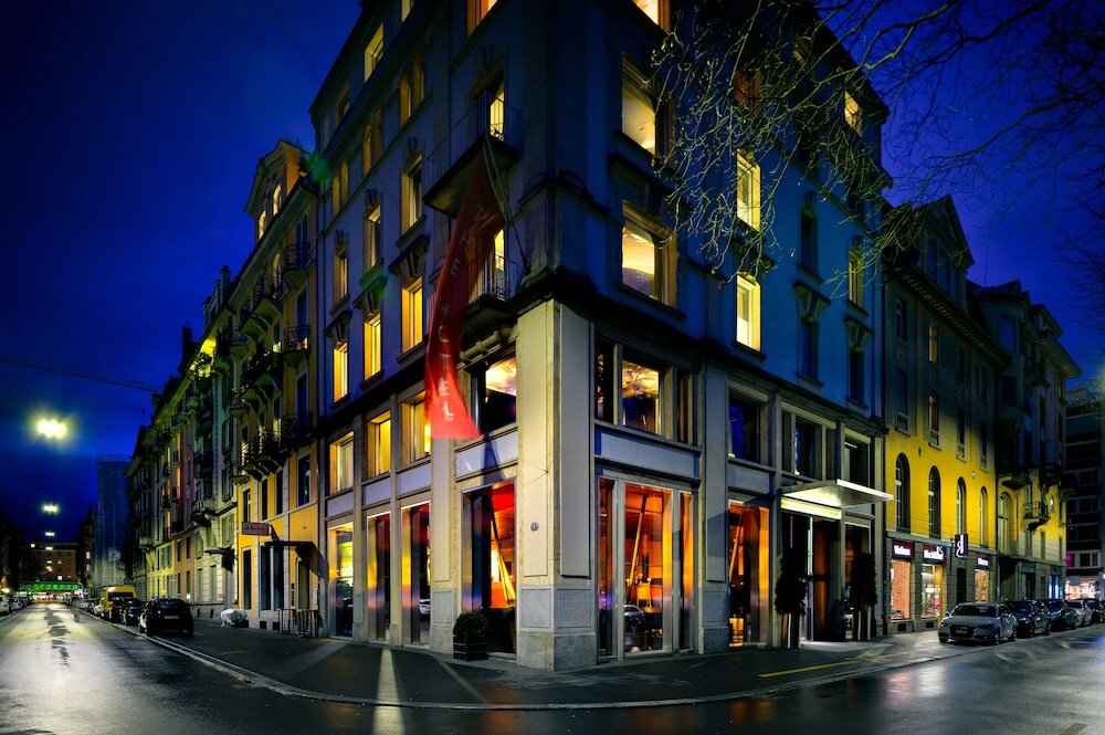 Фото отеля 1