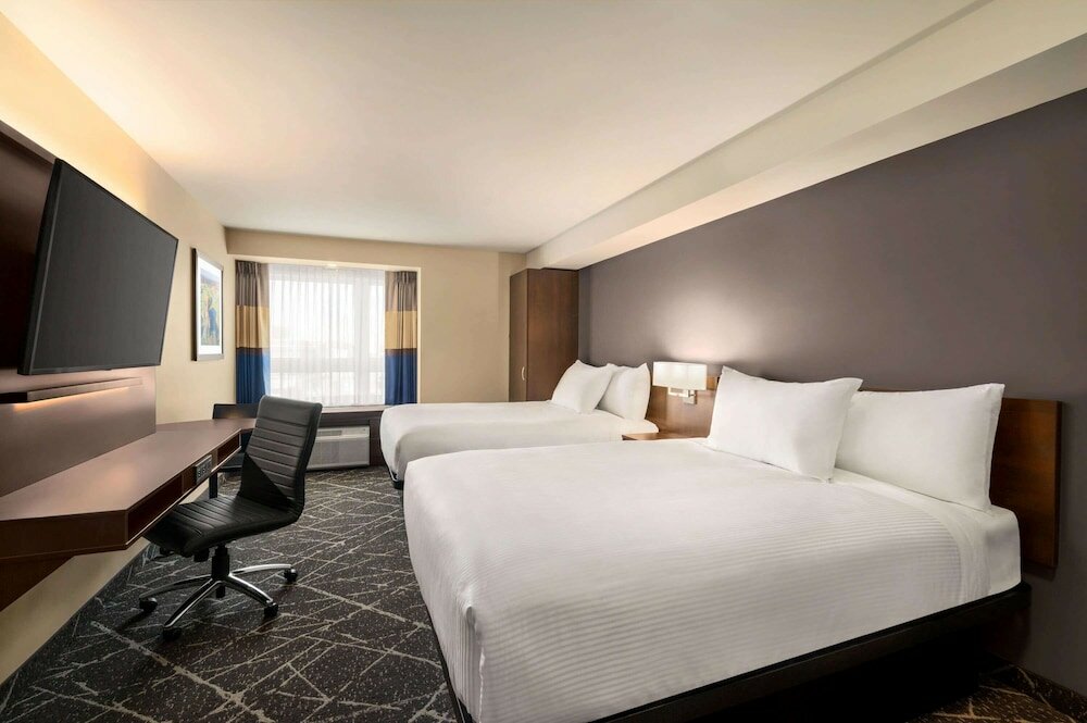 Фото Microtel Inn & Suites by Wyndham Aurora