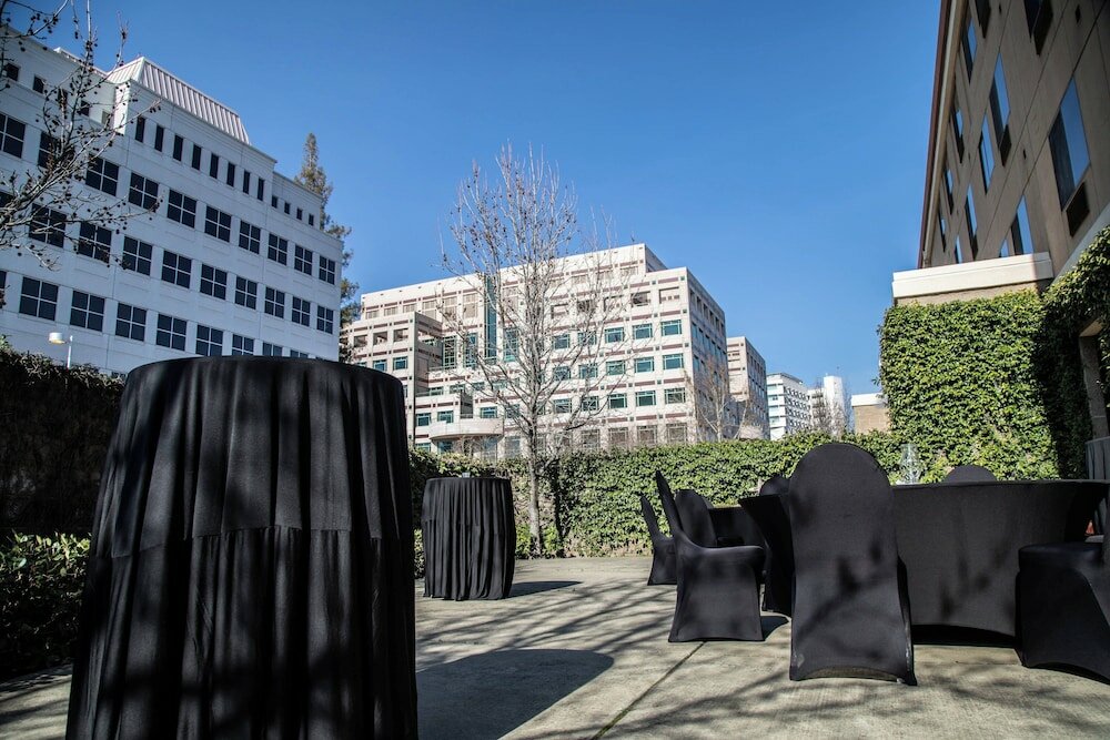 Фото Courtyard by Marriott Sacramento Midtown