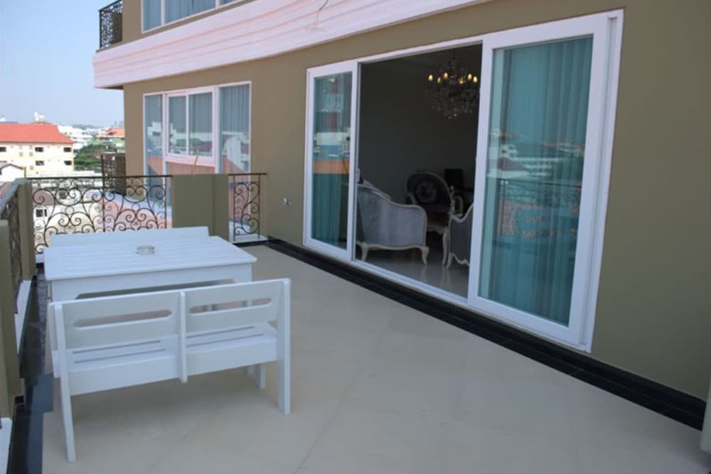 Фото Lk Royal Wing