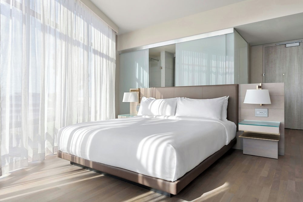 Фото Tetra Hotel, Autograph Collection