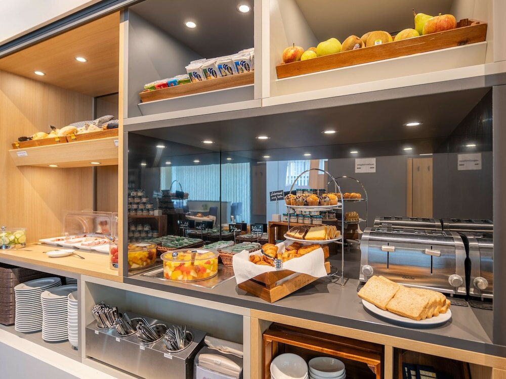 Фото B&b Hotel Stuttgart Bad Cannstatt