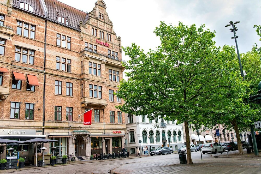 Фото отеля 1