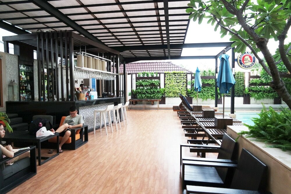 Фото Pattaya Sea View Hotel