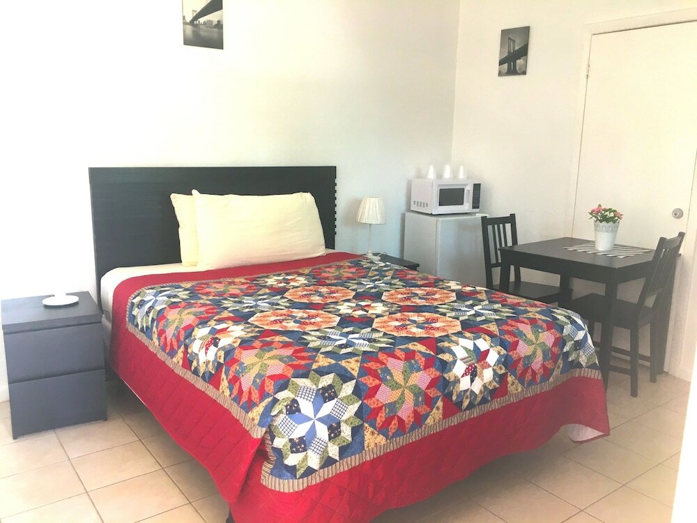 Фото Richard's Pet Friendly Motel