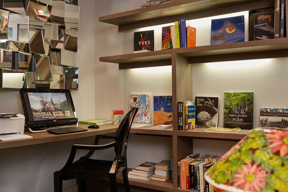 Фото Hotel de Notre-Dame