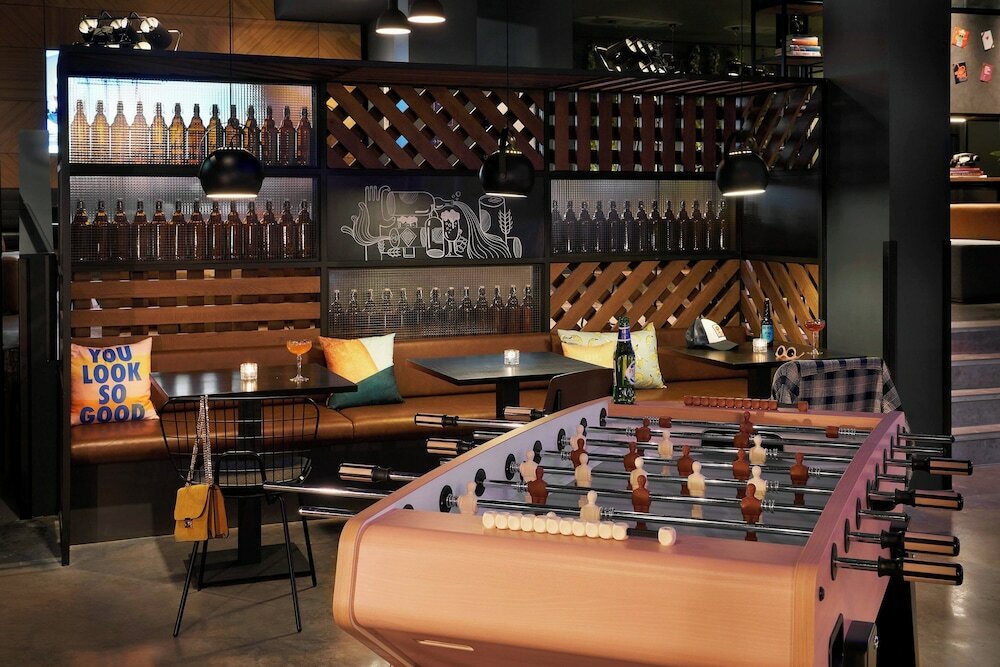 Фото Moxy Edinburgh Fountainbridge