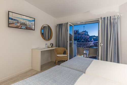 Внешний вид отеля Hotel Baltum в Албуфейре, фото 4