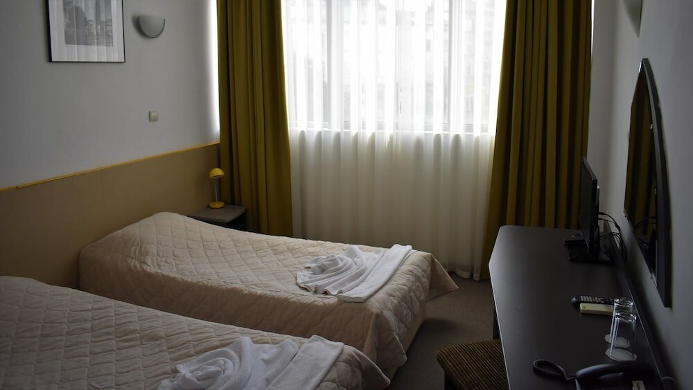 Фото Hotel Plaza Opera