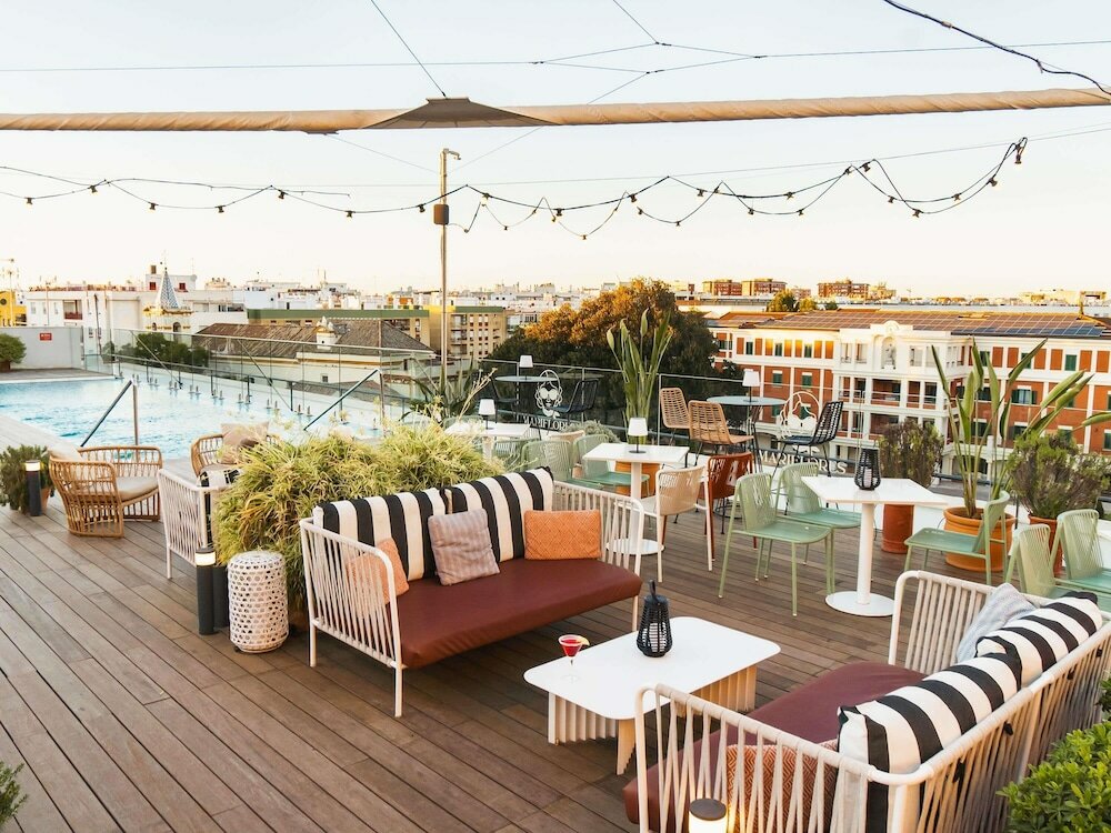 Фото ibis Styles Sevilla City Santa Justa