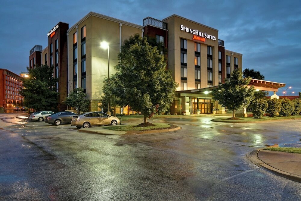 Hotel Springhill Suites by Marriott Louisville Airport, Louisville, photo