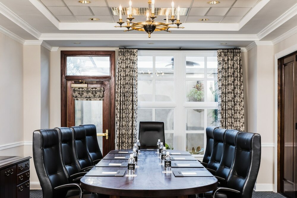 Фото French Quarter Inn