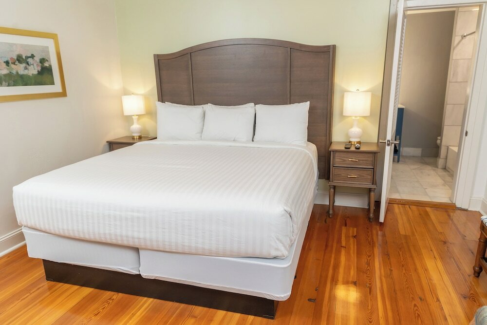 Фото Lamothe House