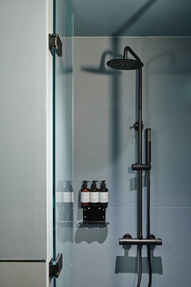 Фото Buckle Street Studios by Locke