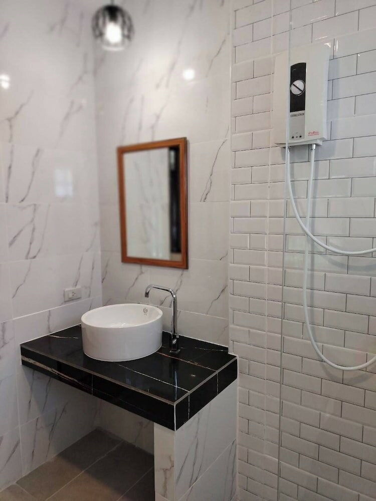 Фото D R Lanta Bay Resort 