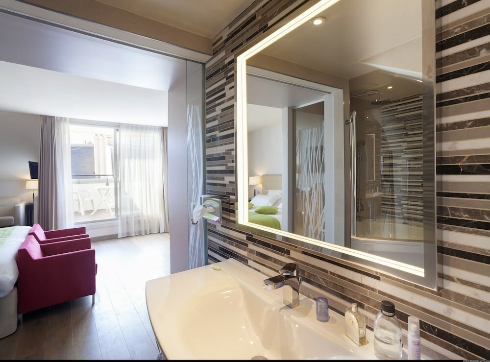 Фото Hotel De L'Universite