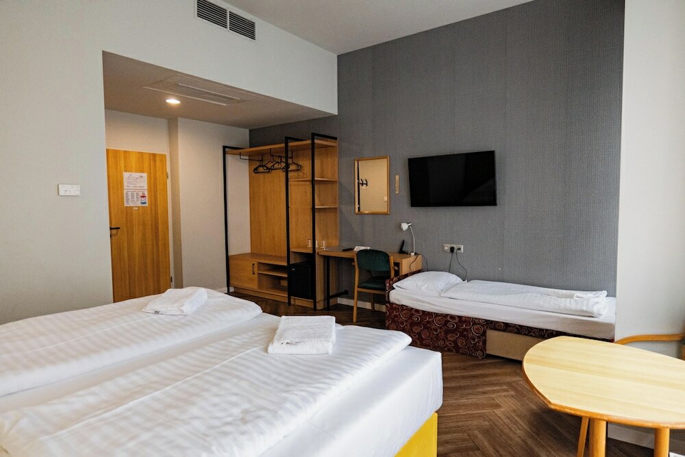 Фото City Hotel Pilvax