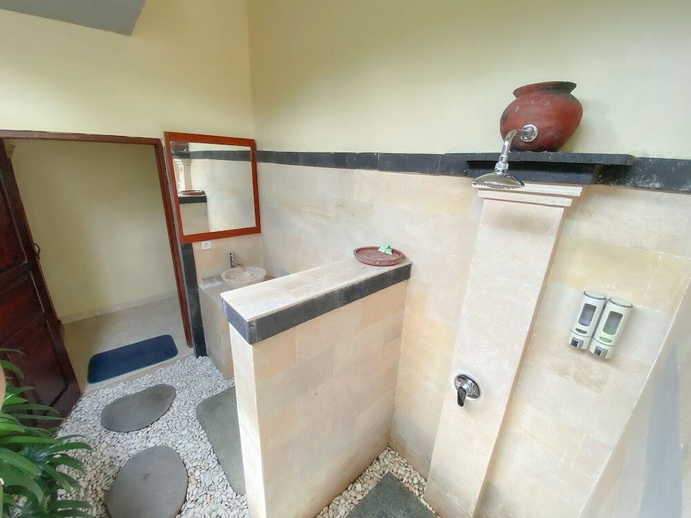 Фото Bali Bhuana Beach Cottages