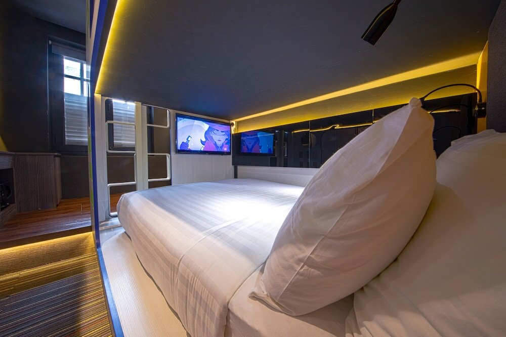 Фото Cube Family Boutique Capsule Hotel