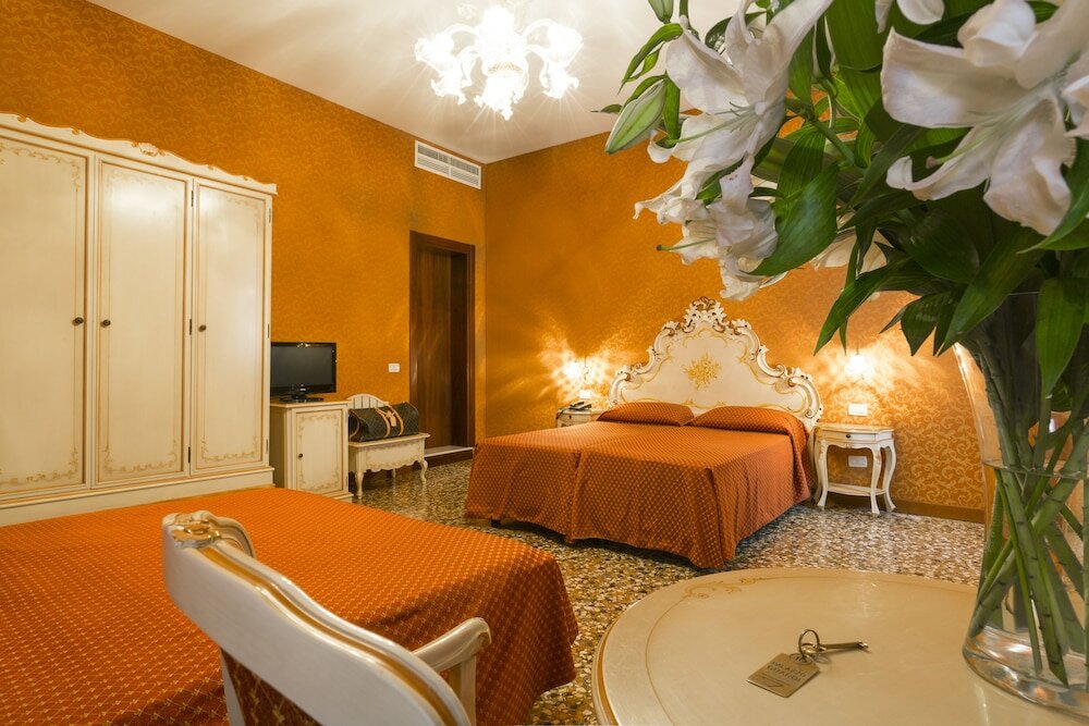 Фото Palazzo Guardi B&B