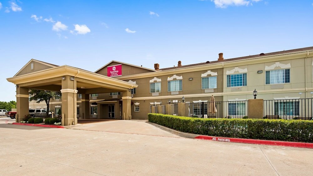 Фото SureStay Plus Hotel by Best Western Mesquite