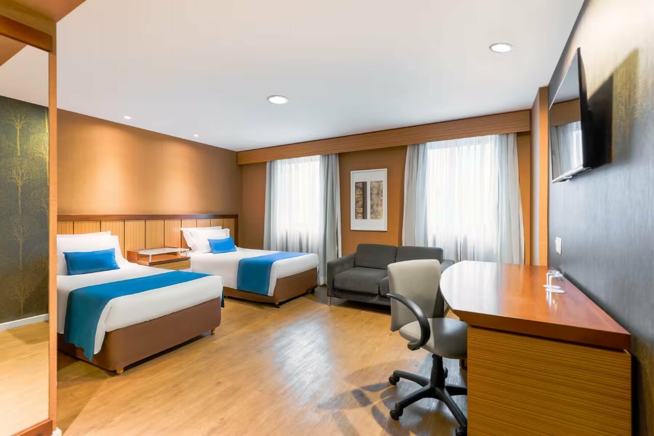 Фото Bourbon Ibirapuera Convention Hotel