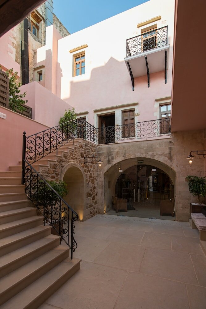 Фото Serenissima Boutique Hotel