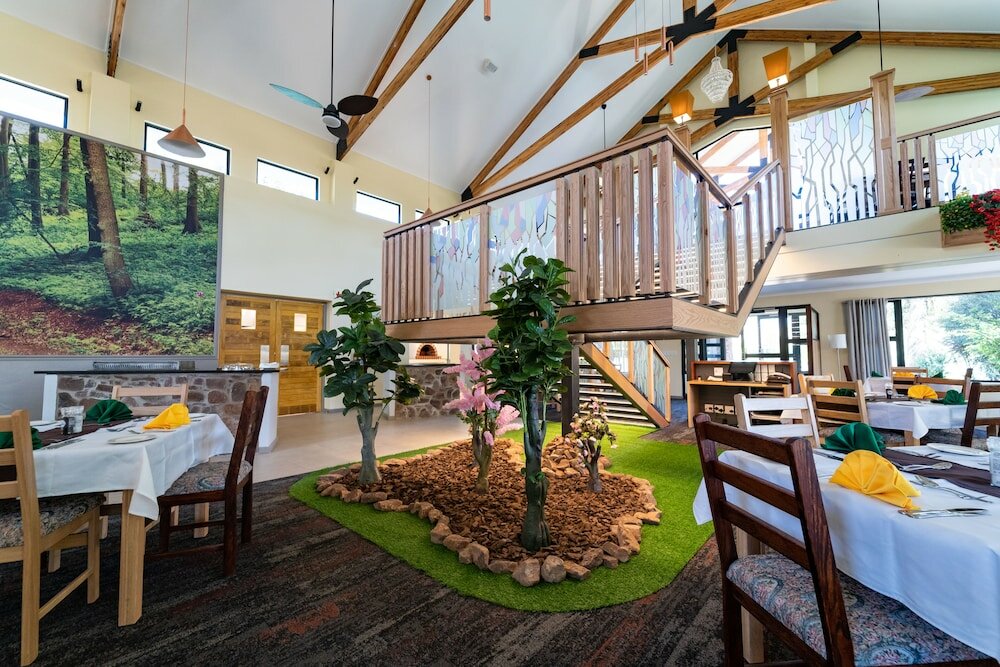 Фото Gooderson Monks Cowl Golf Resort