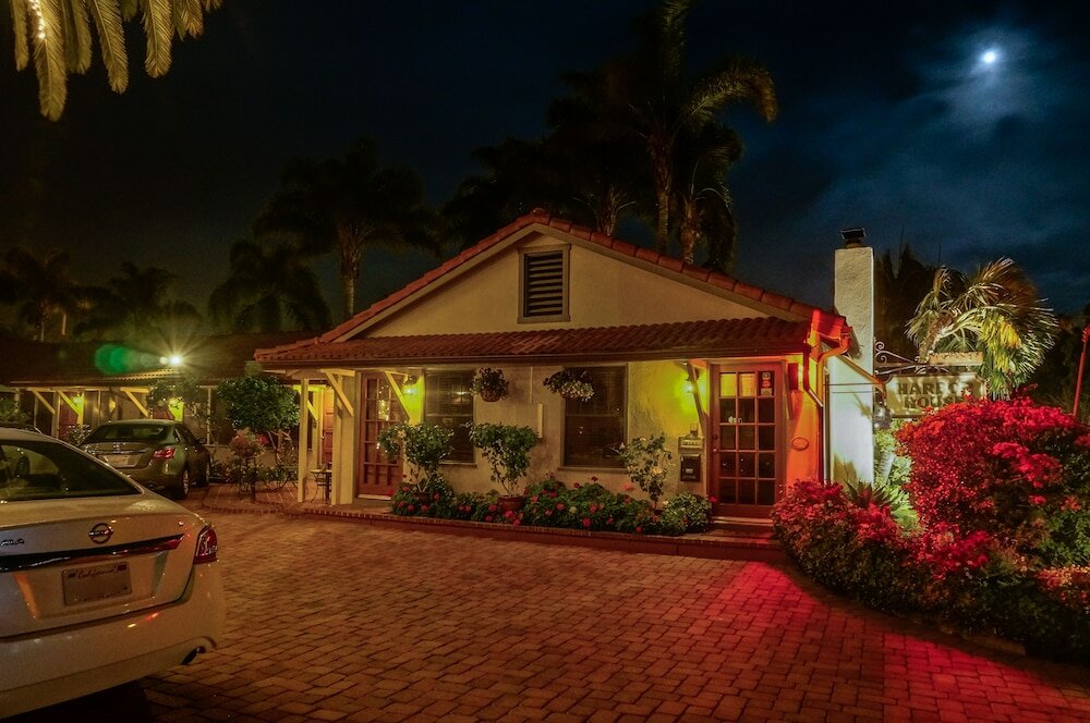 Фото Harbor House Inn