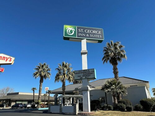Гостиница St. George Inn & Suites в Сент-Джордже