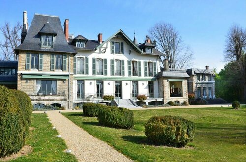 Гостиница Villa Navarre в По