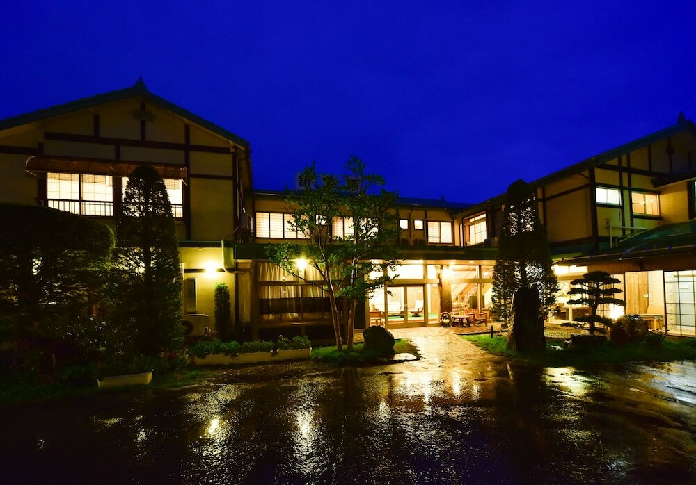 Фото Kusatsu Onsen Kiyoshigekan