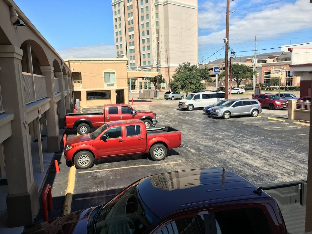 Фото Americas Best Value Inn Nrg Park Medical Center