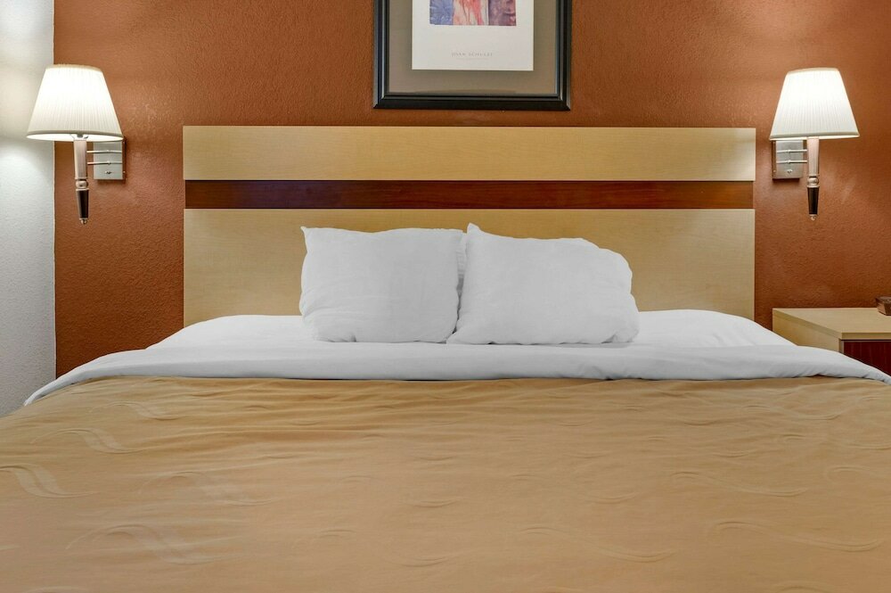 Фото Quality Inn & Suites