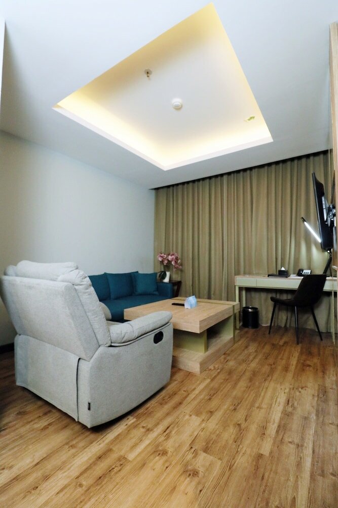 Фото Bigland Hotel Bogor