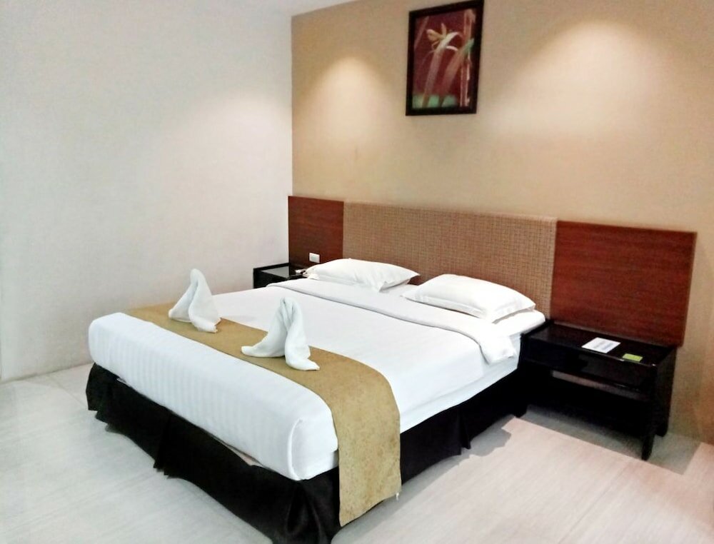 Фото New Grand Park Hotel