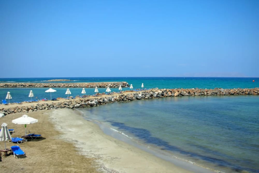 Фото Golden Grain Suites by Checkin