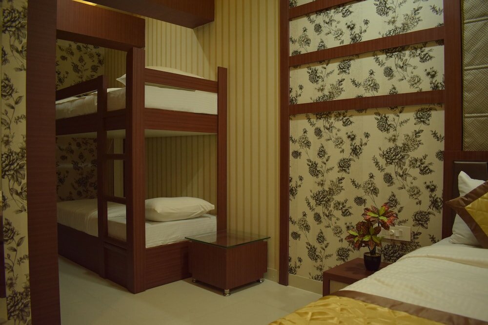 Фото Hotel Uday Palace