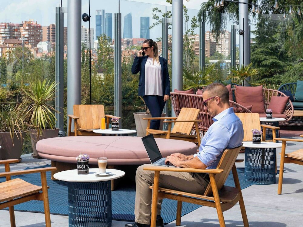 Фото Novotel Madrid Puente de La Paz