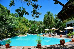 Гостиница Safari Park Hotel And Casino