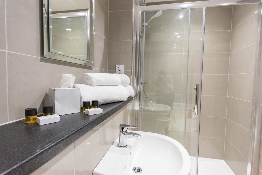 Фото St Nicholas Hotel