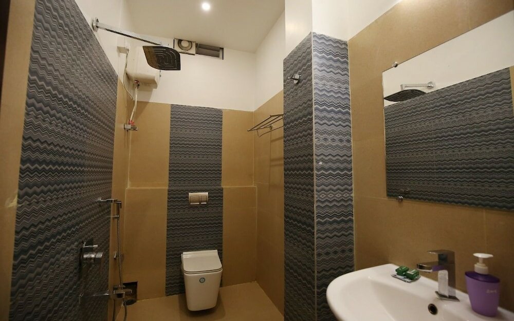 Фото Hotel Marina Manor