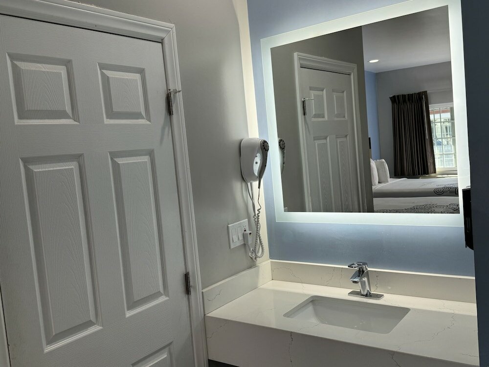 Фото Moonlite Inn Redondo Beach