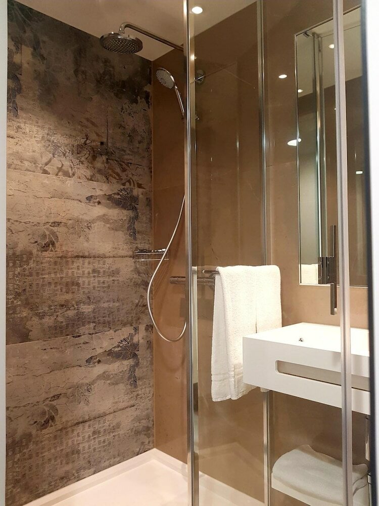 Фото Nash Pratik Hotel