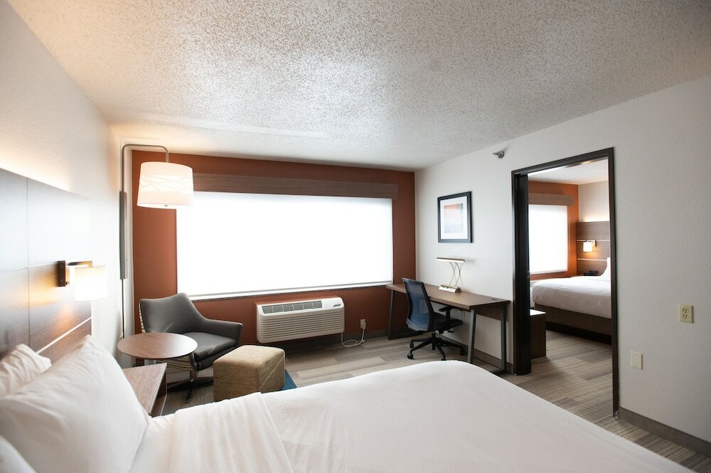 Фото Holiday Inn Express Houghton-Keweenaw, an Ihg Hotel