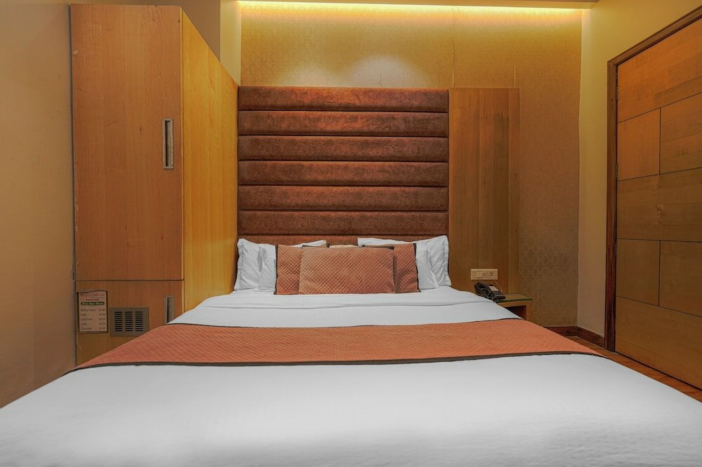 Фото 182360715192