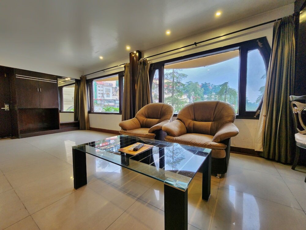 Фото Hotel Surya